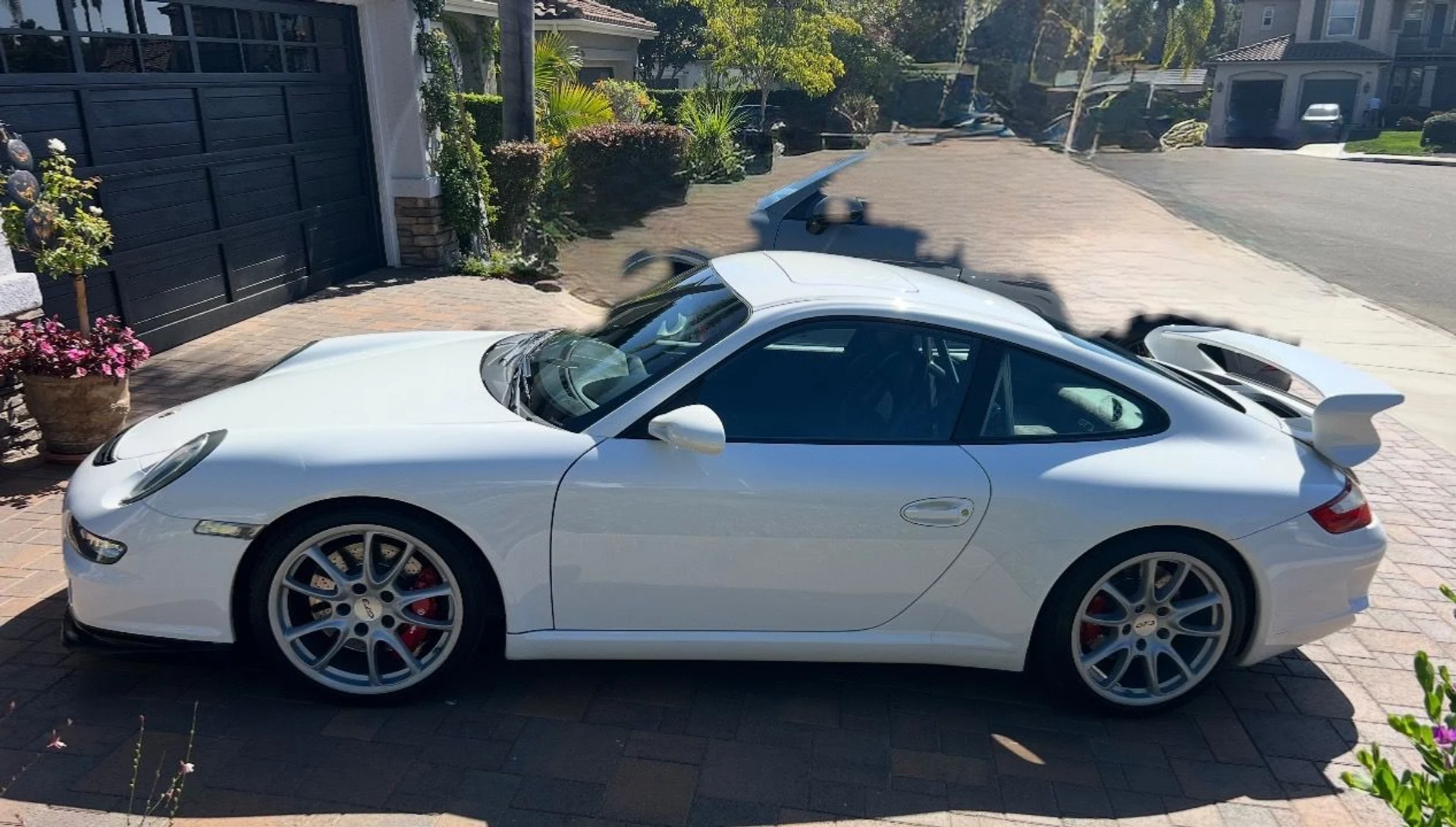 mph007_777774312_Used_2007_Porsche_911_GT_3_1760384765_d44d5c7850