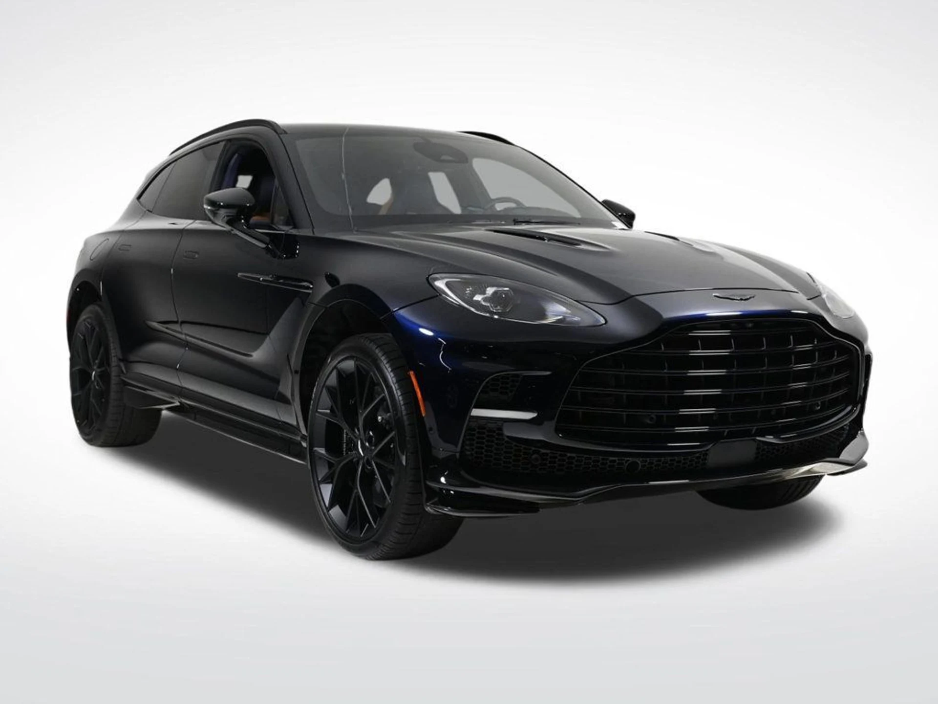 mph007_778988950_new_2025_aston_martin_dbx_707awd_11350_22933644_7_1024_835c5ae896