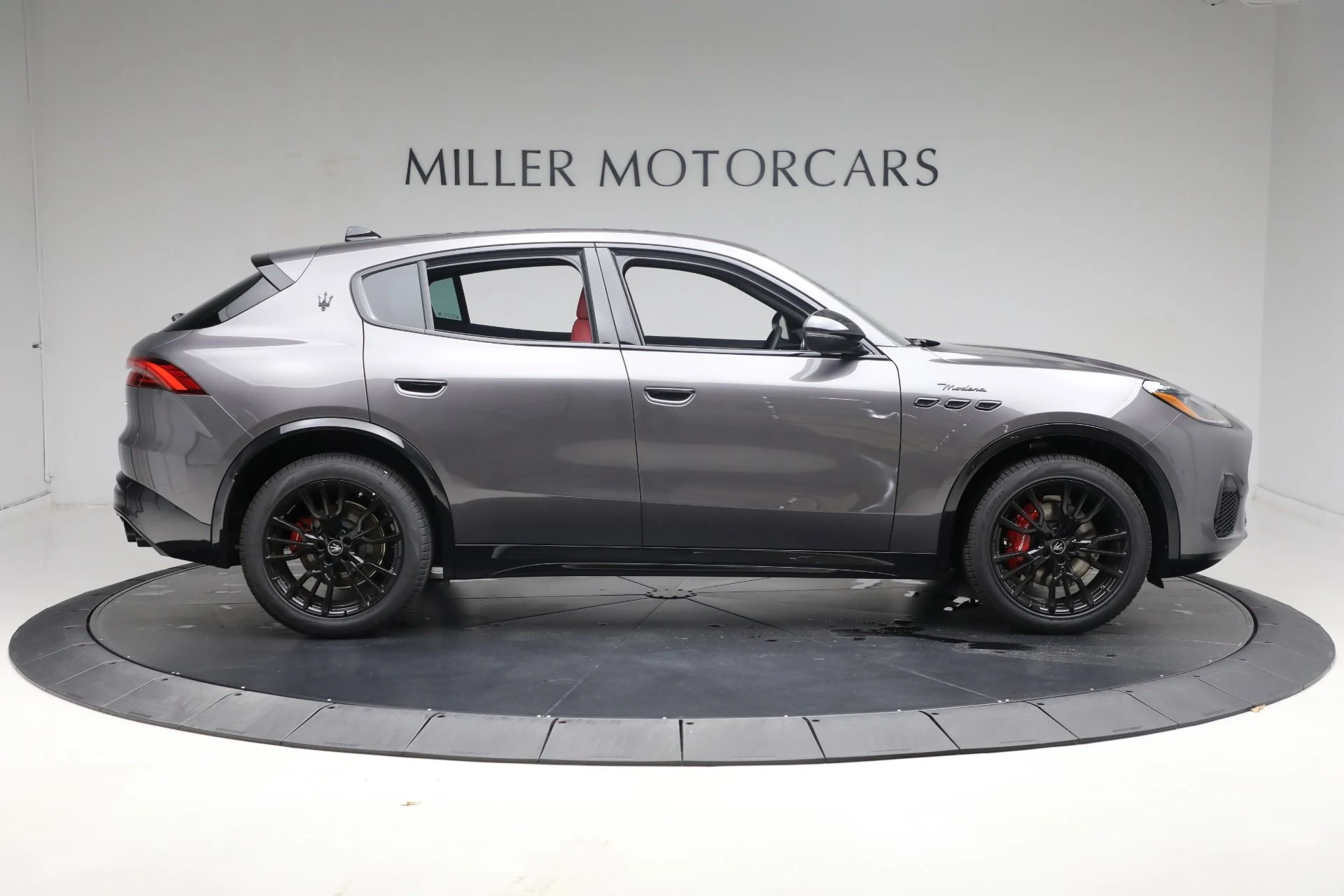 mph007_78673289_New_2025_Maserati_Grecale_Modena_1738436743_a51fb815df