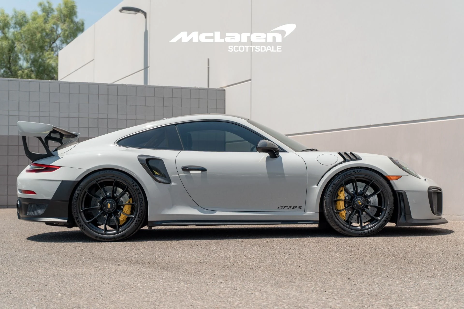 mph007_790558749_Used_2019_PORSCHE_911_GT_2_RS_1786816189_4d201ee40f