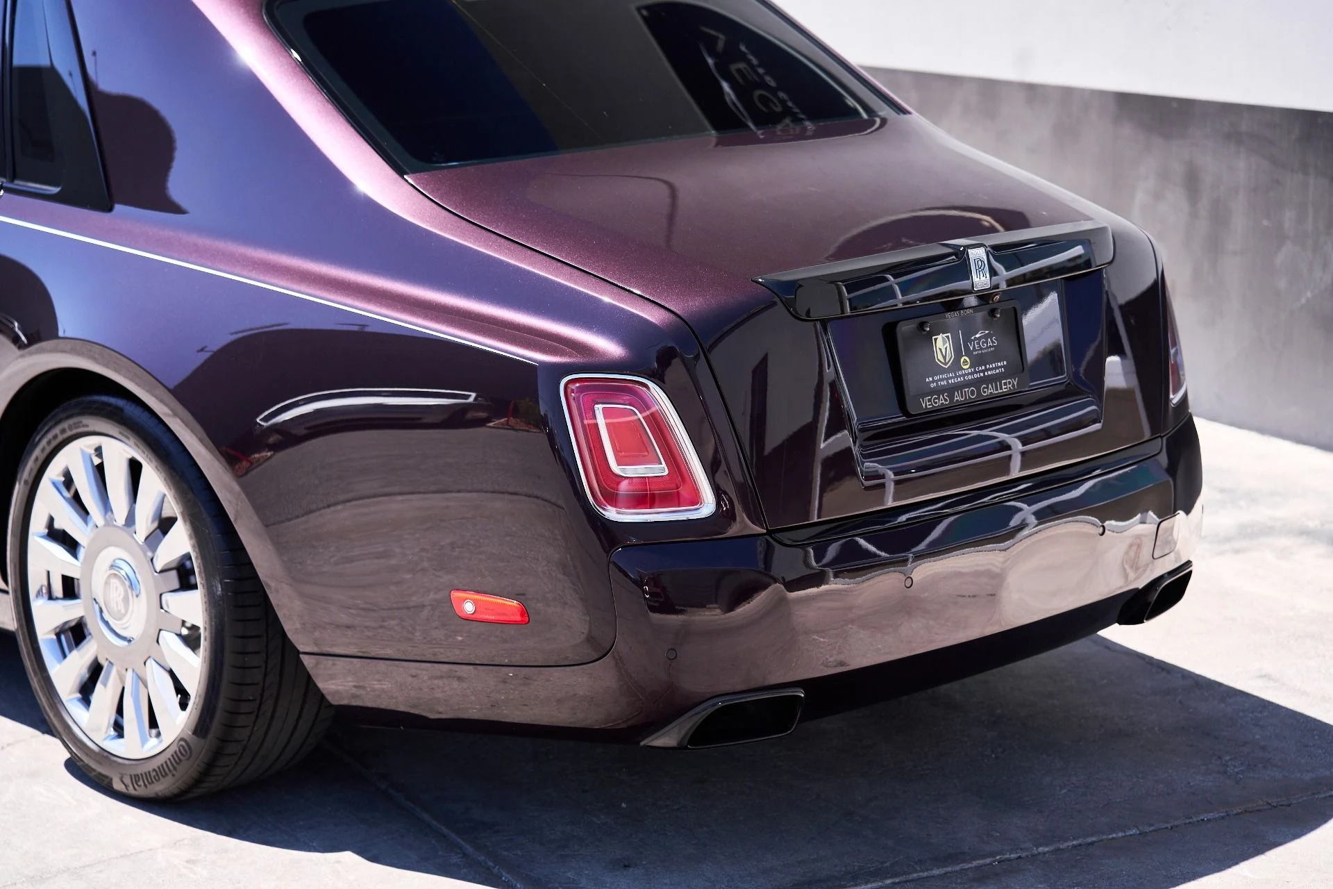 mph007_791310701_Used_2019_Rolls_Royce_Phantom_Base_1747772635_0d53ea5956