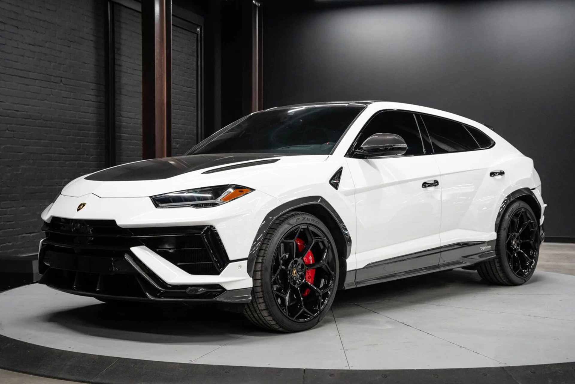 mph007_791411467_lamborghini_urus_2023_c5320a5137