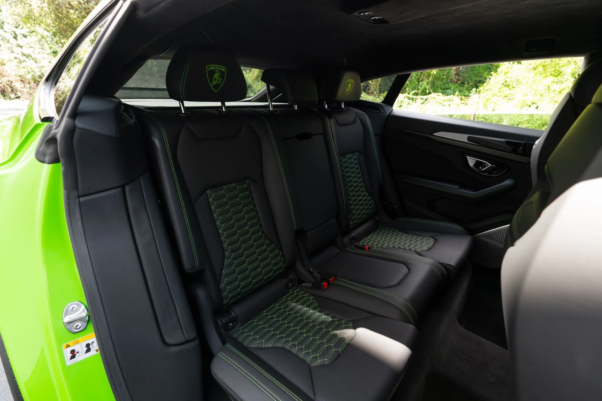 mph007_797424878_Used_2023_Lamborghini_Urus_S_1758835388_b0b44eb542
