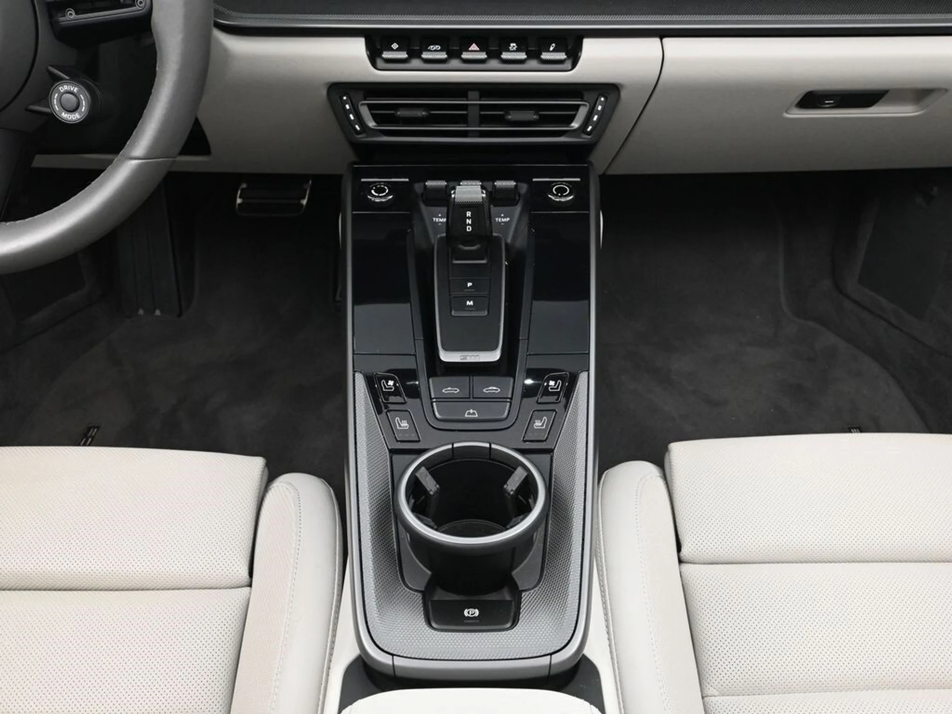 mph007_798442881_7412ad3b0d5ad9dfdd0354235efbf831x_99d26742ec