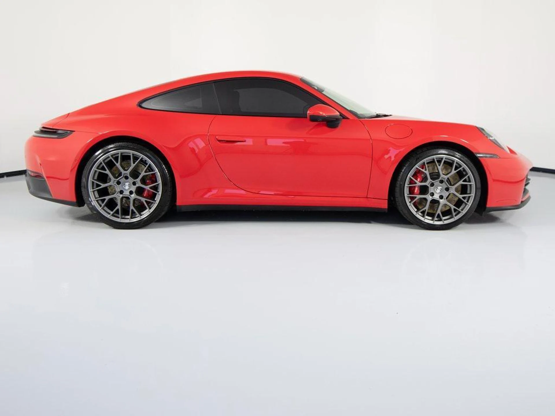 mph007_807106577_P3_Qetyxf1kky_Hi_Ekr_ERW_60_YZ_5_QA_65a625e373