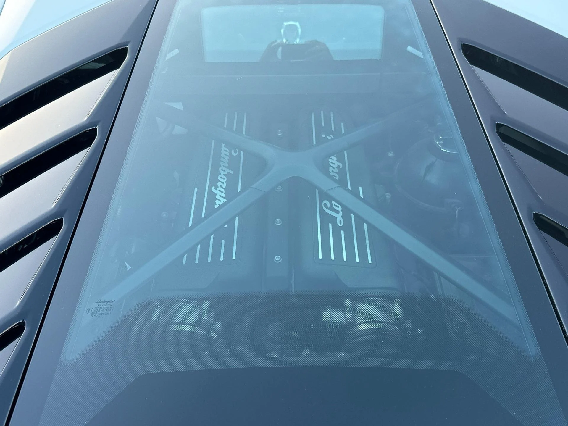 mph007_808930015_Used_2020_Lamborghini_Huracan_EVO_Selezione_CPO_1762507867_e2ca7d0150