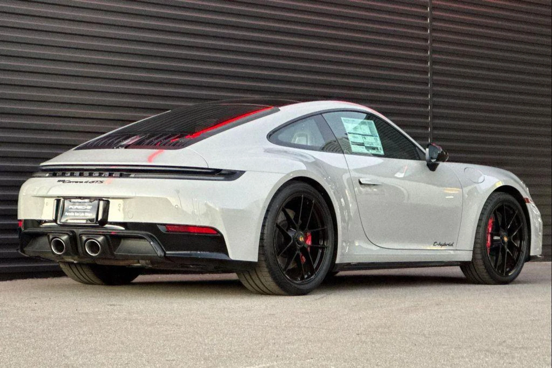 mph007_809144946_Nx_U2_QGN_3_IN_Tlh_m_R8_NX_Te_Mjy_Te_U_d7cef2e104