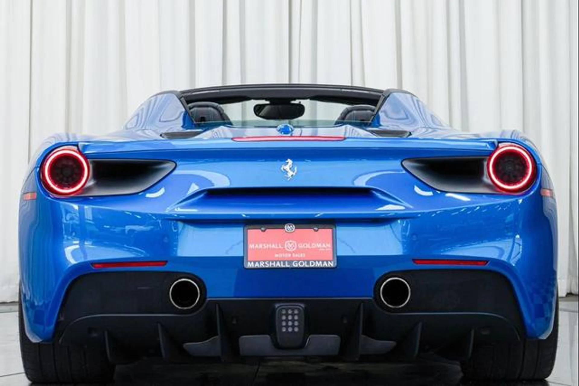 mph007_811356770_Rk_R_Tf_CDLBWH_9j_Pf_Mz8_CD_8a1o_W0w_ea42c85967