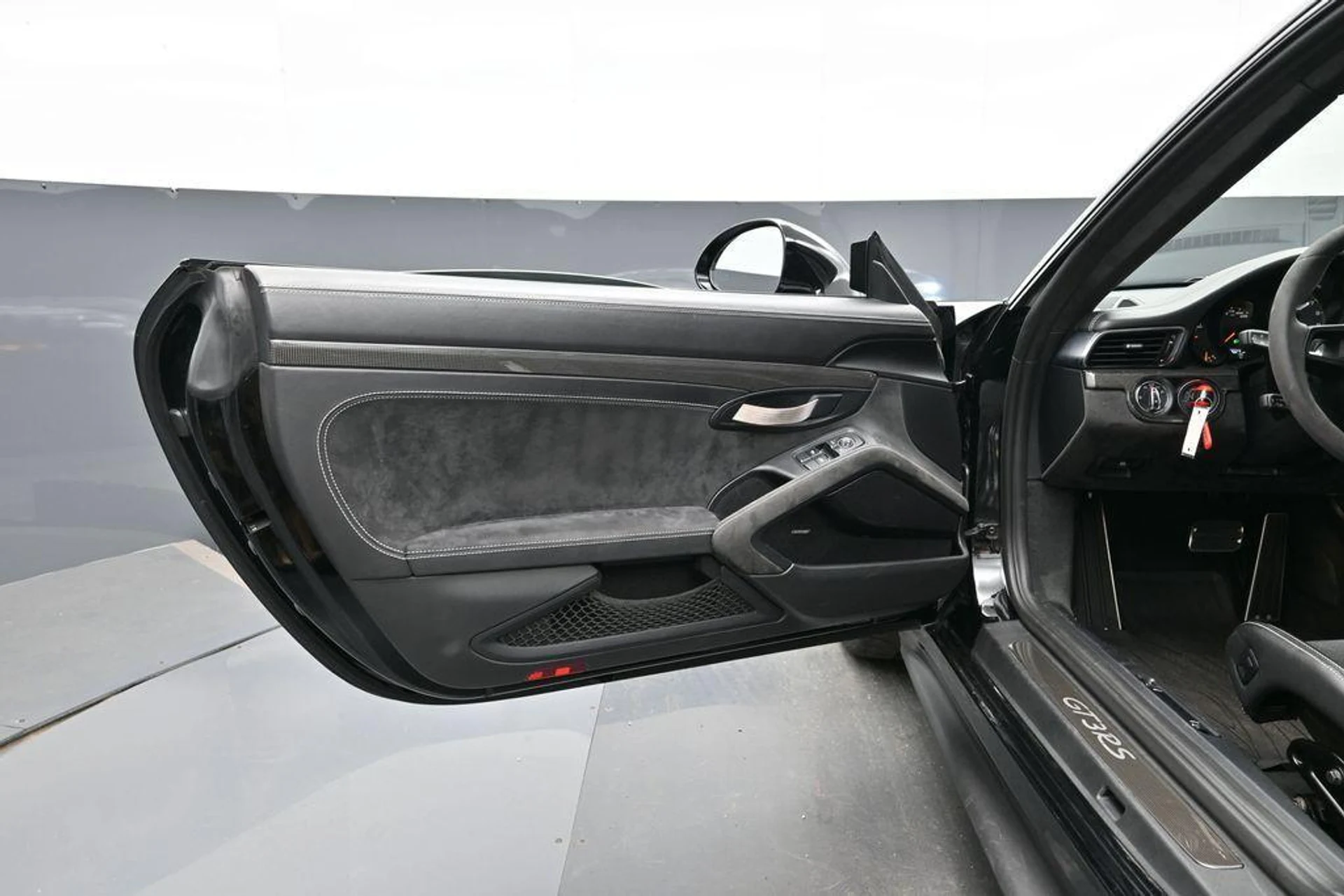 mph007_813507099_m60_E5_Frb_Nopo_IHLL_5cgb5_Dqv_s_000d6eebad