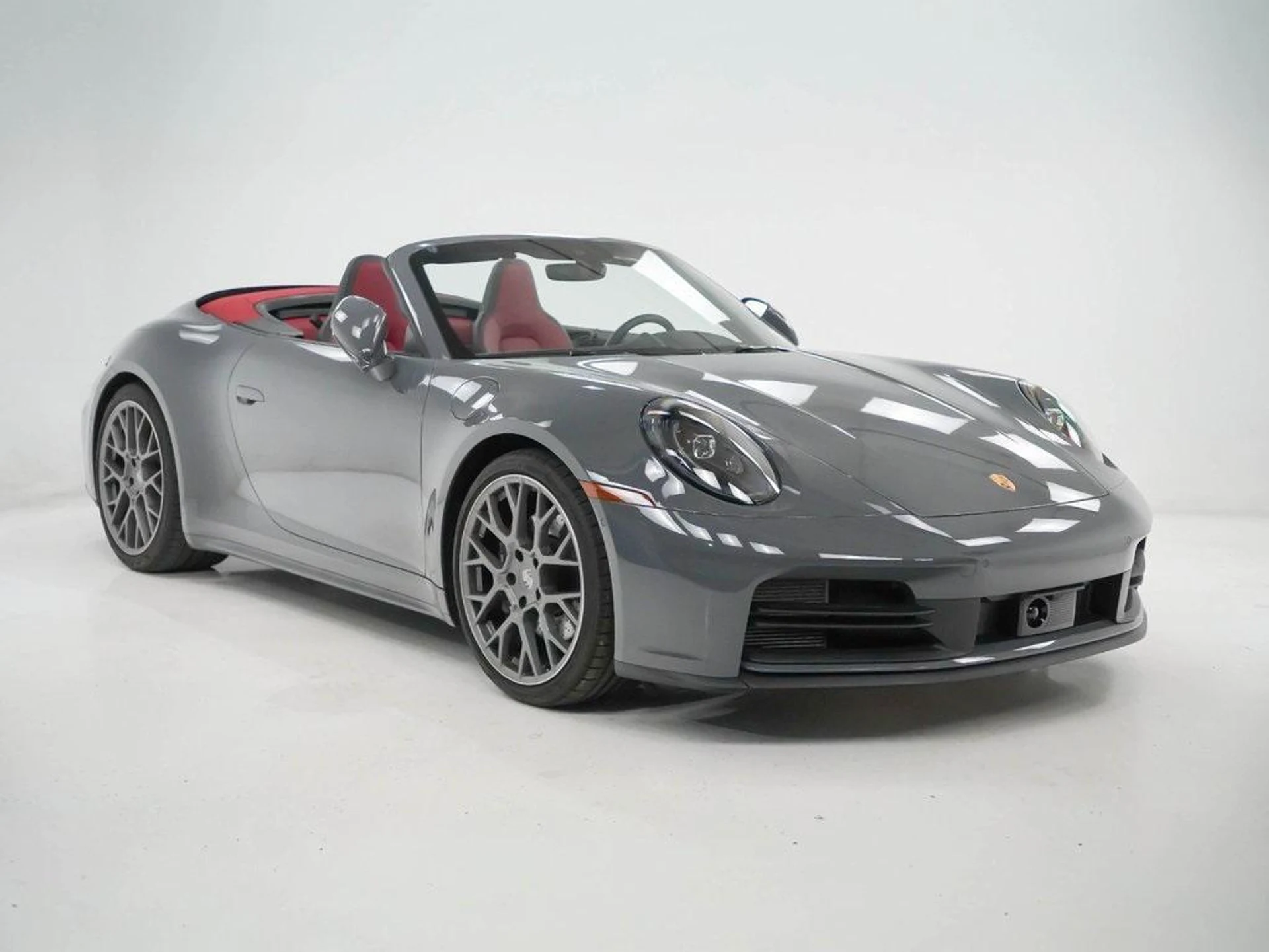 mph007_815576153_Gn_R6_Bj37z_Es00_T_Bhlscmo14e_D_Fw_b486436900