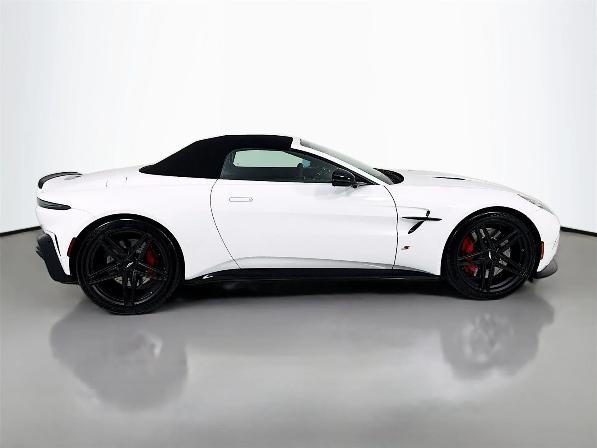 mph007_81942862_77f064349ec5ef4a6c942d466f11cfe9x_e067a322ca