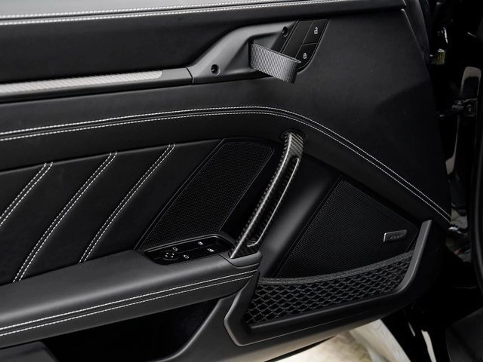 mph007_819728993_051cef48c8af613ca15c6c31db292bf8_965f2eff4a