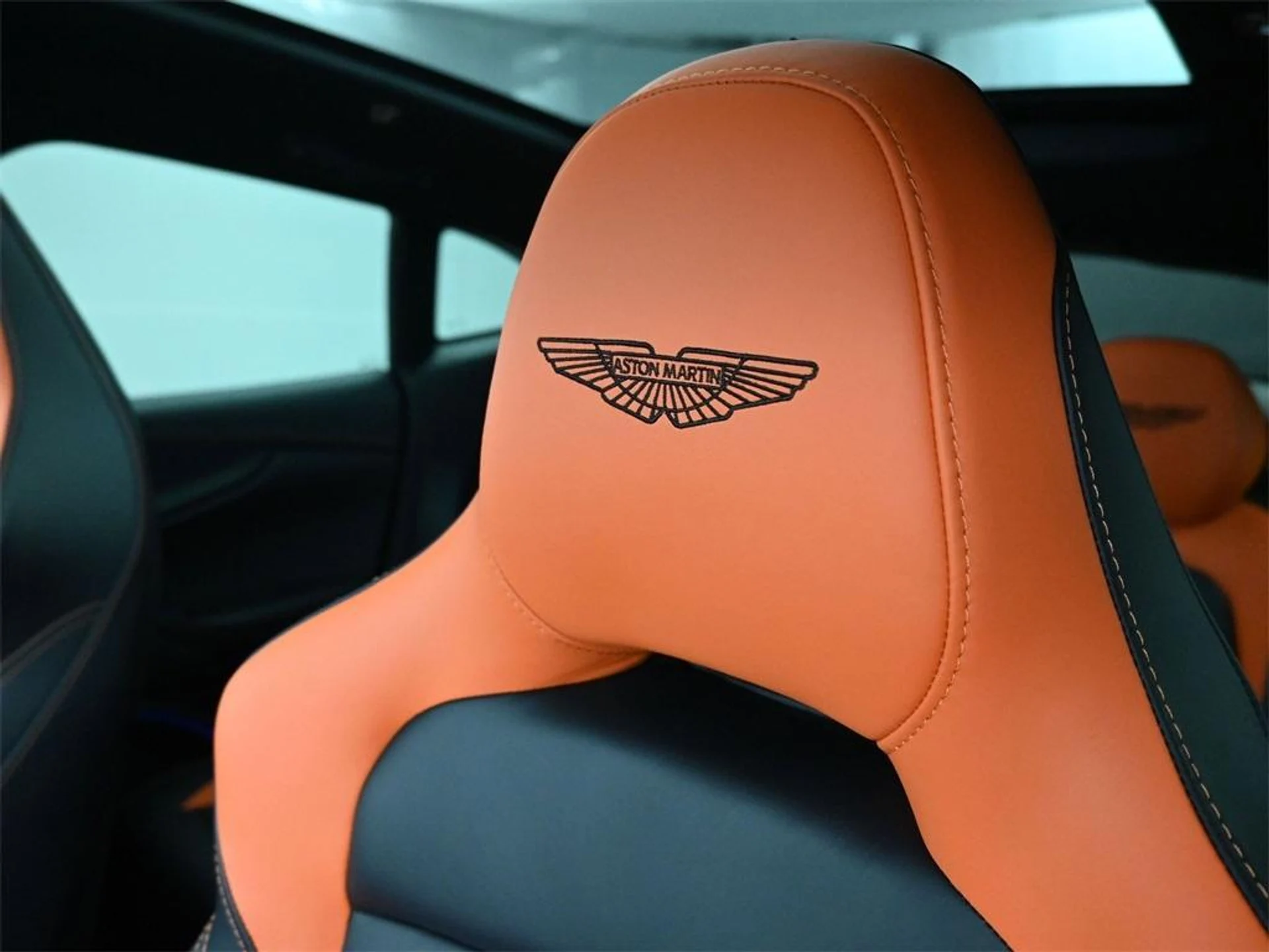 mph007_820063245_HS_00a_EV_Bd_Qbpmt_RAZ_3v_9o5pyaw_0b58094c5b