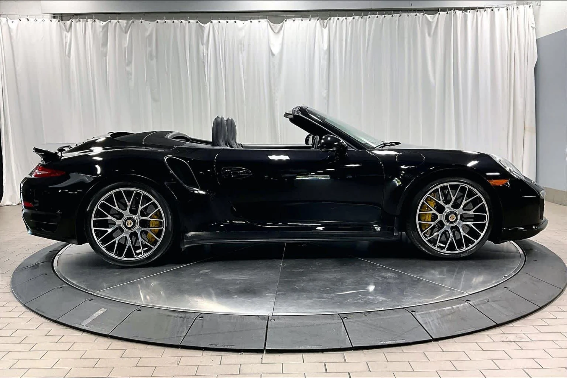 mph007_820269123_a744d6bc3c84082eb7329626d887babfx_0f8d6dfd10