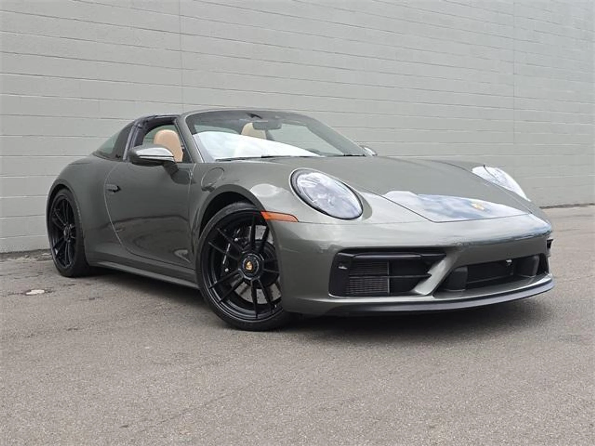 mph007_822835297_J_Fqn5k_A_Ag_L3_R8_H0_UW_Am_Ub_Ay_FDE_f16563908a