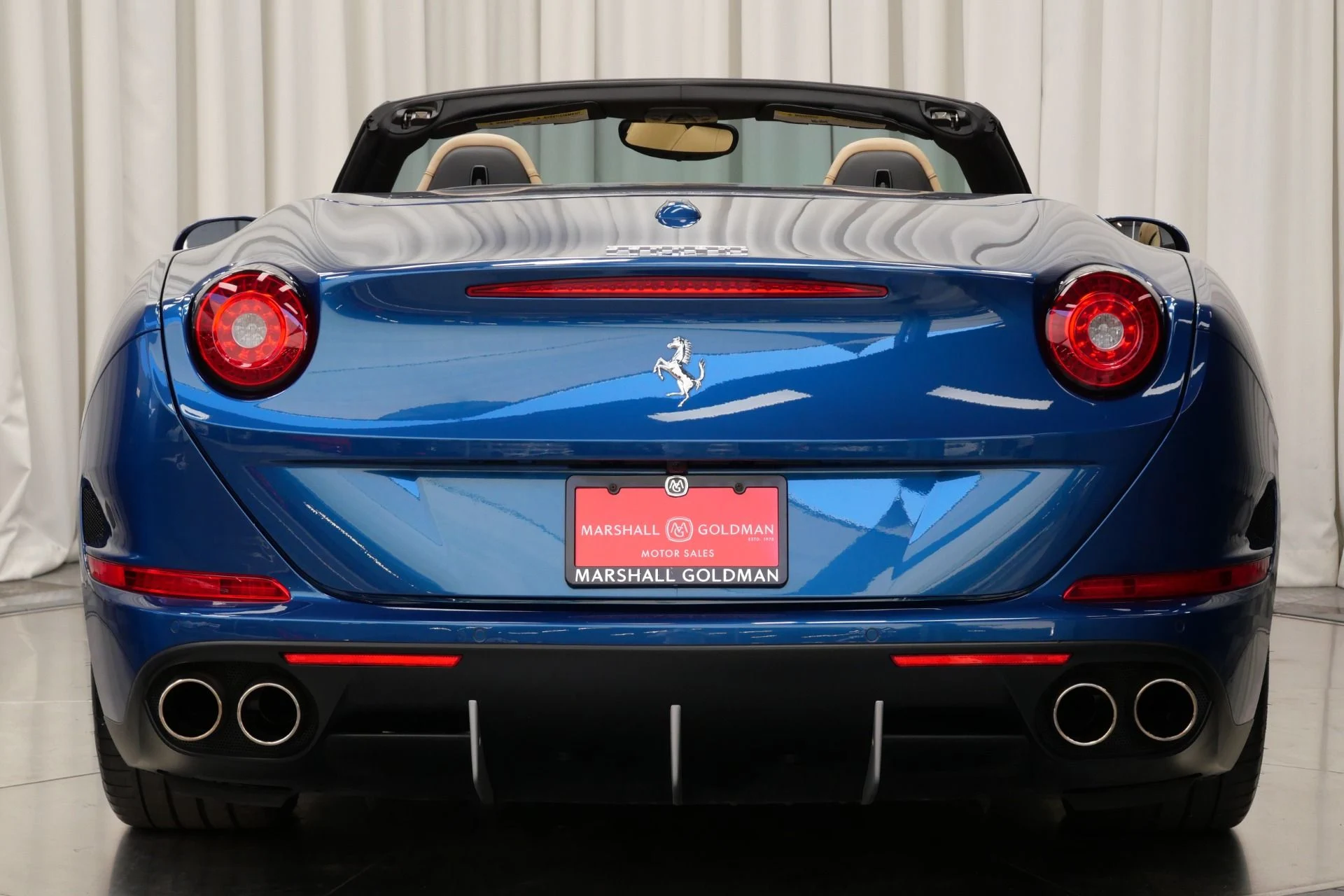 mph007_828002082_Used_2017_Ferrari_California_T_1759252098_95a37bf305
