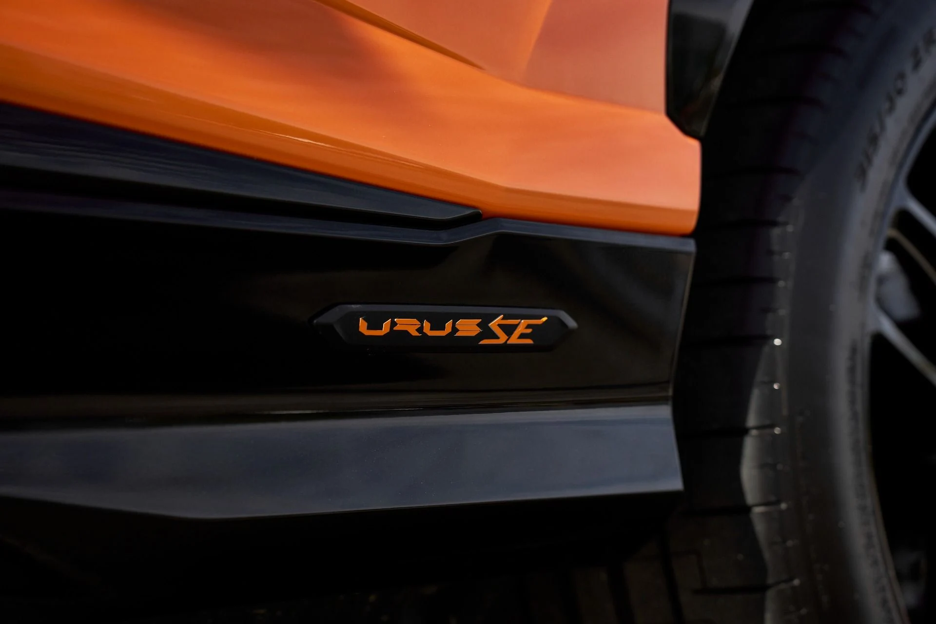 mph007_830817868_Used_2025_Lamborghini_Urus_SE_1763676978_d504b0f8cf