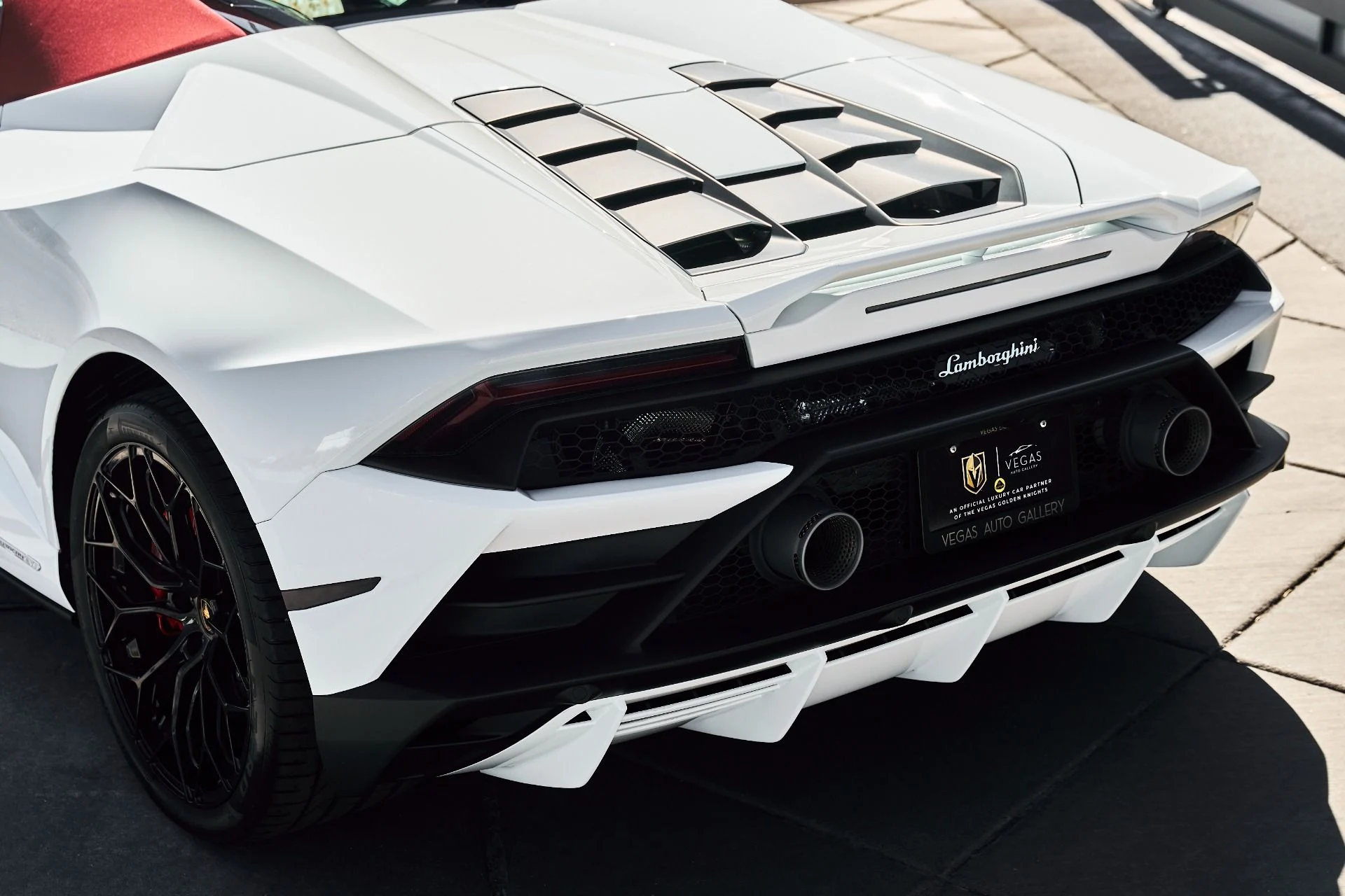 mph007_835248809_Used_2024_Lamborghini_Huracan_EVO_Base_1791337050_84e6288fe3
