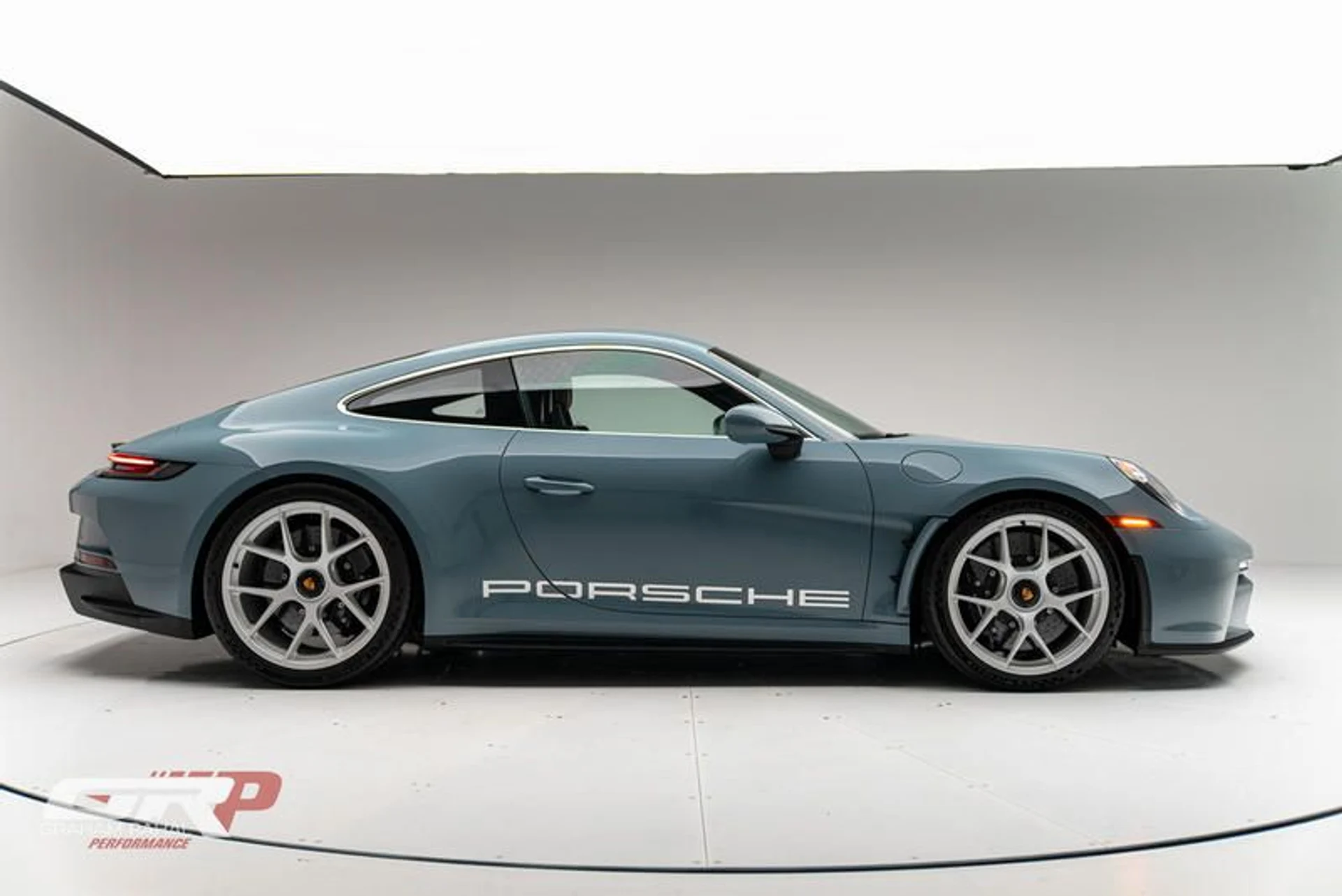 mph007_837568985_C34_A97_A9_77_F8_4_B73_A476_AC_726092_A0_EC_eb1cedfe30