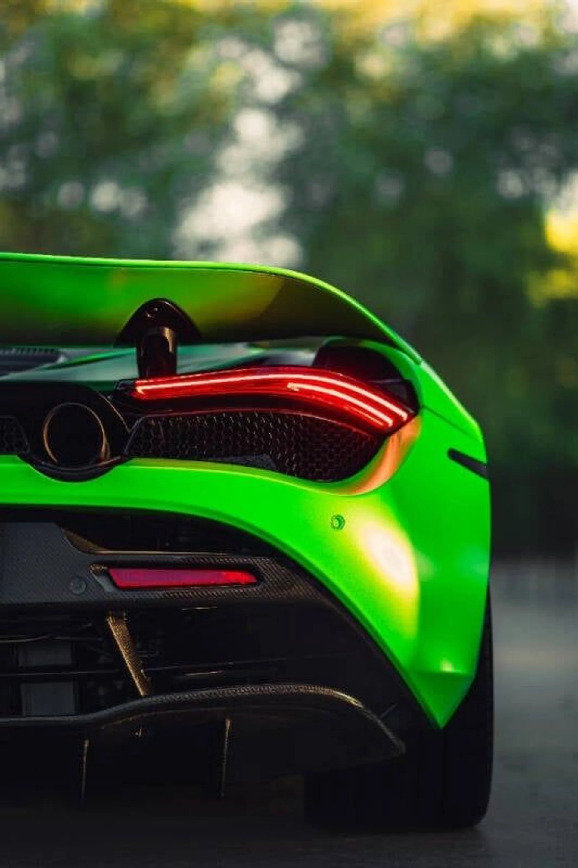 mph007_838776787_2018_mclaren_720s_performance_2dr_coupe_32eecd8e3a