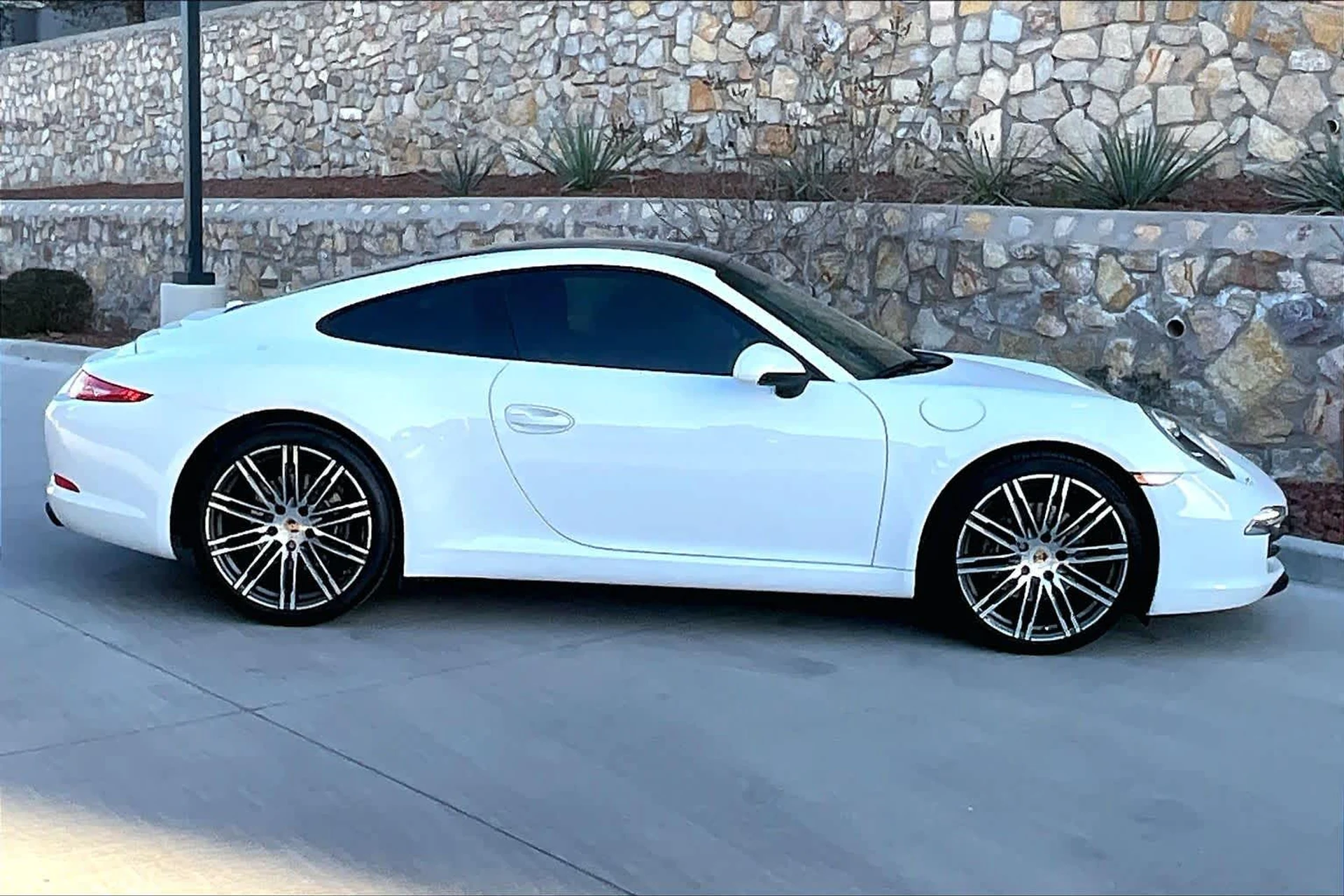 mph007_841604944_a0e6bc91e5964f656c71ee211b1818b9_53cfe180e5