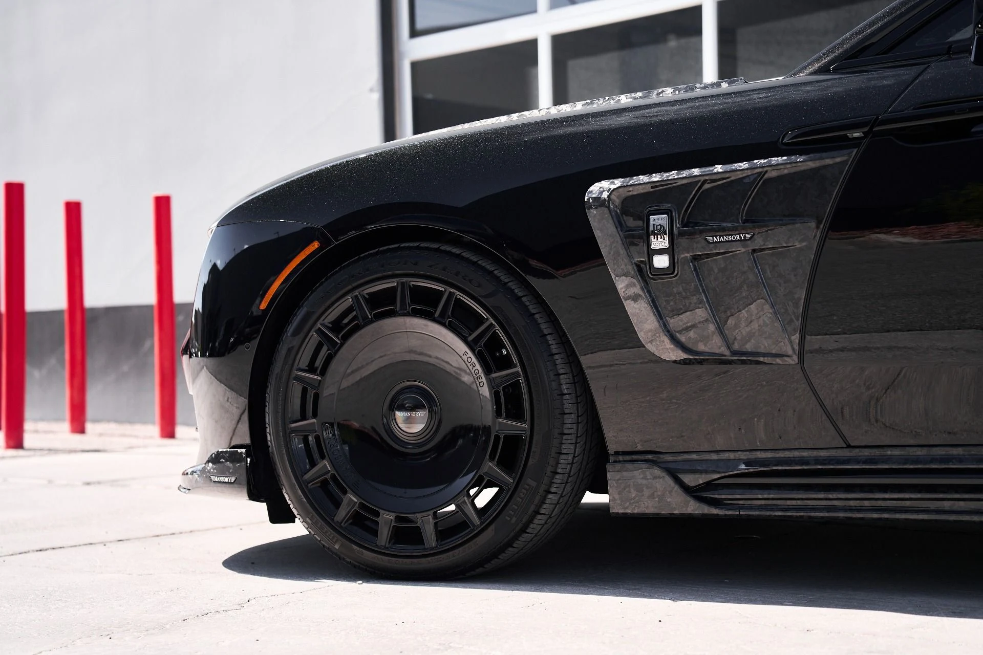 mph007_845366707_Used_2025_Rolls_Royce_Spectre_Mansory_1756243802_048cc751a0