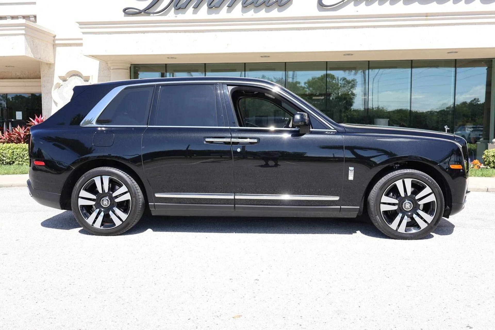 mph007_855012939_8_a079c3acf0