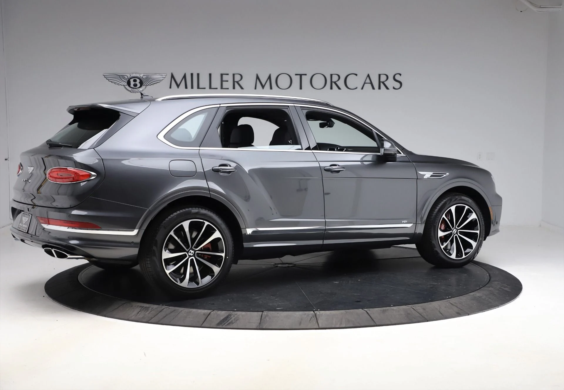 mph007_857134239_Used_2021_Bentley_Bentayga_V8_1610148203_998ea9d70f