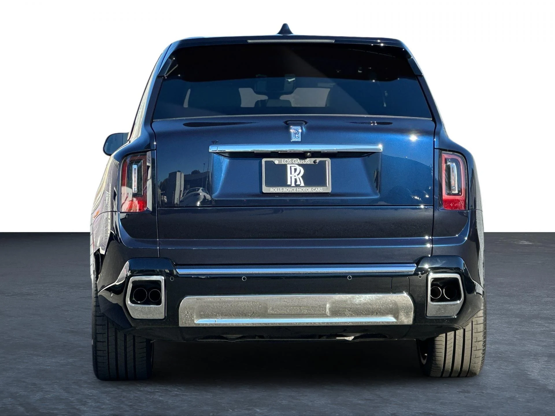 mph007_859080485_New_2025_Rolls_Royce_Cullinan_1761746924_601f8b6d14