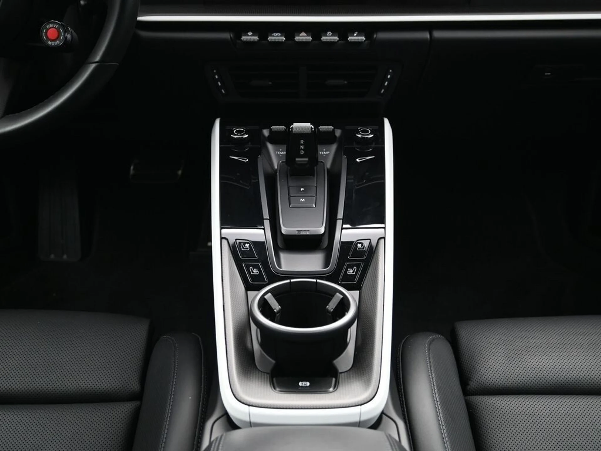 mph007_860939494_82534080f20714740692ef5932fc3c95x_38e27687d4