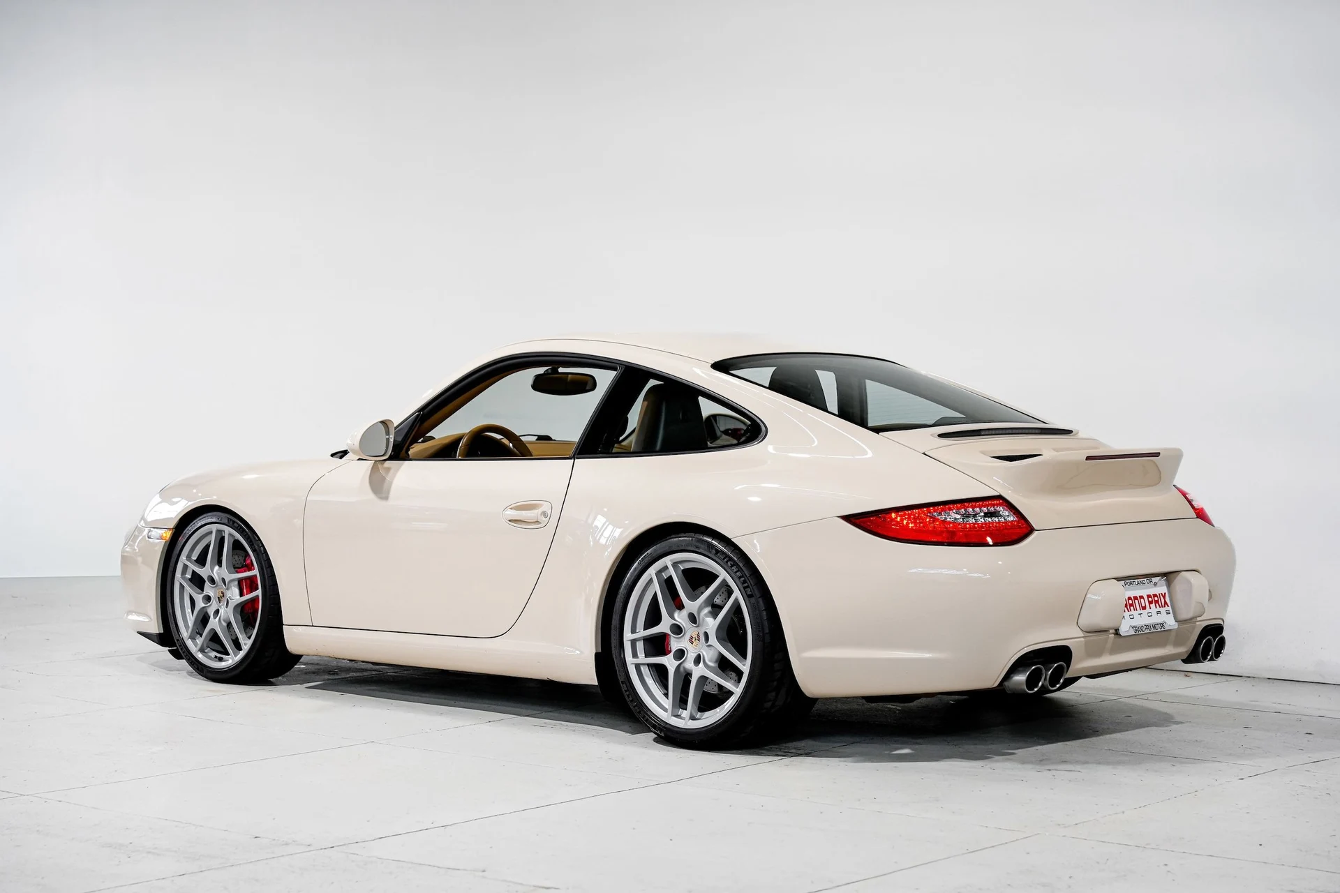 mph007_870342437_f00411c076523bb938b970eaee406b8fx_b1f5b5edc7