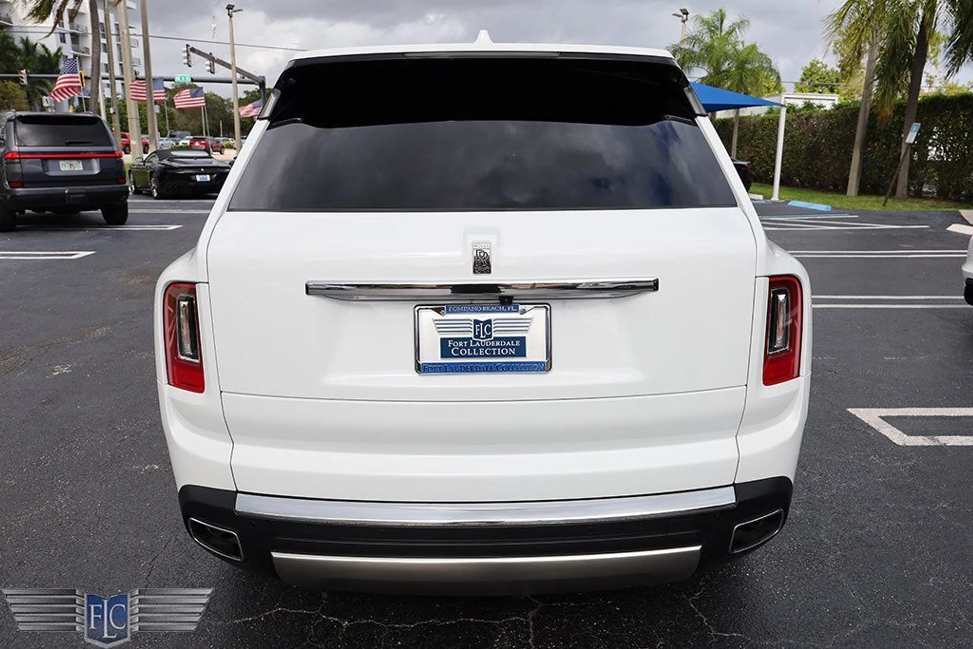 mph007_870927792_used_2019_rolls_royce_cullinan_sportutility_6305_22963693_8_1024_bc52611e1e