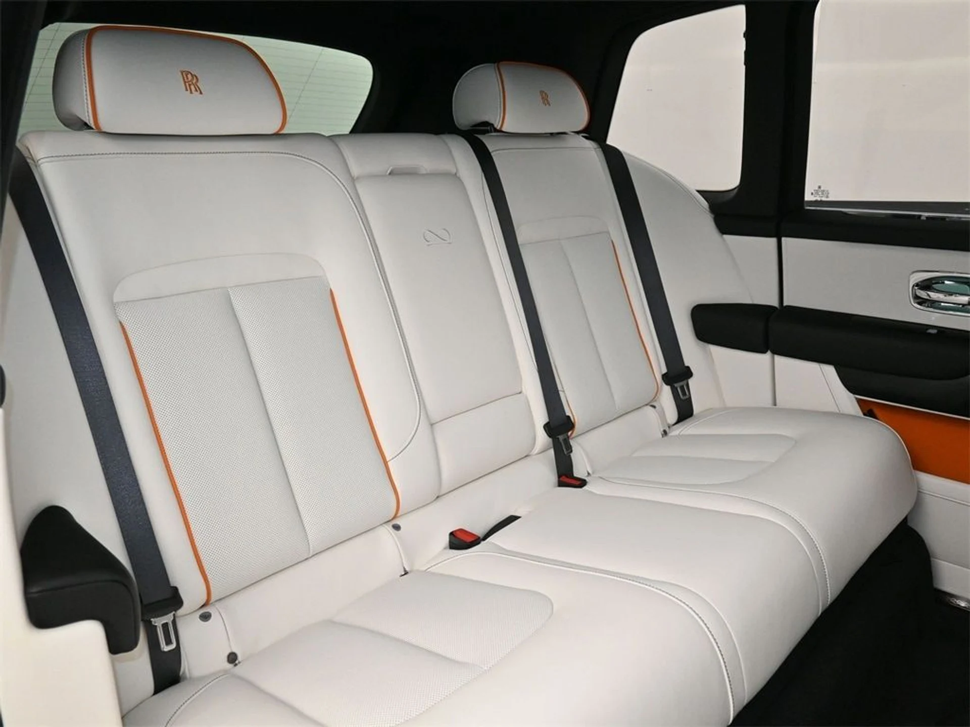 mph007_875233573_b69fc97f9be017770d9a27df37d4fdc9x_c21aca8539