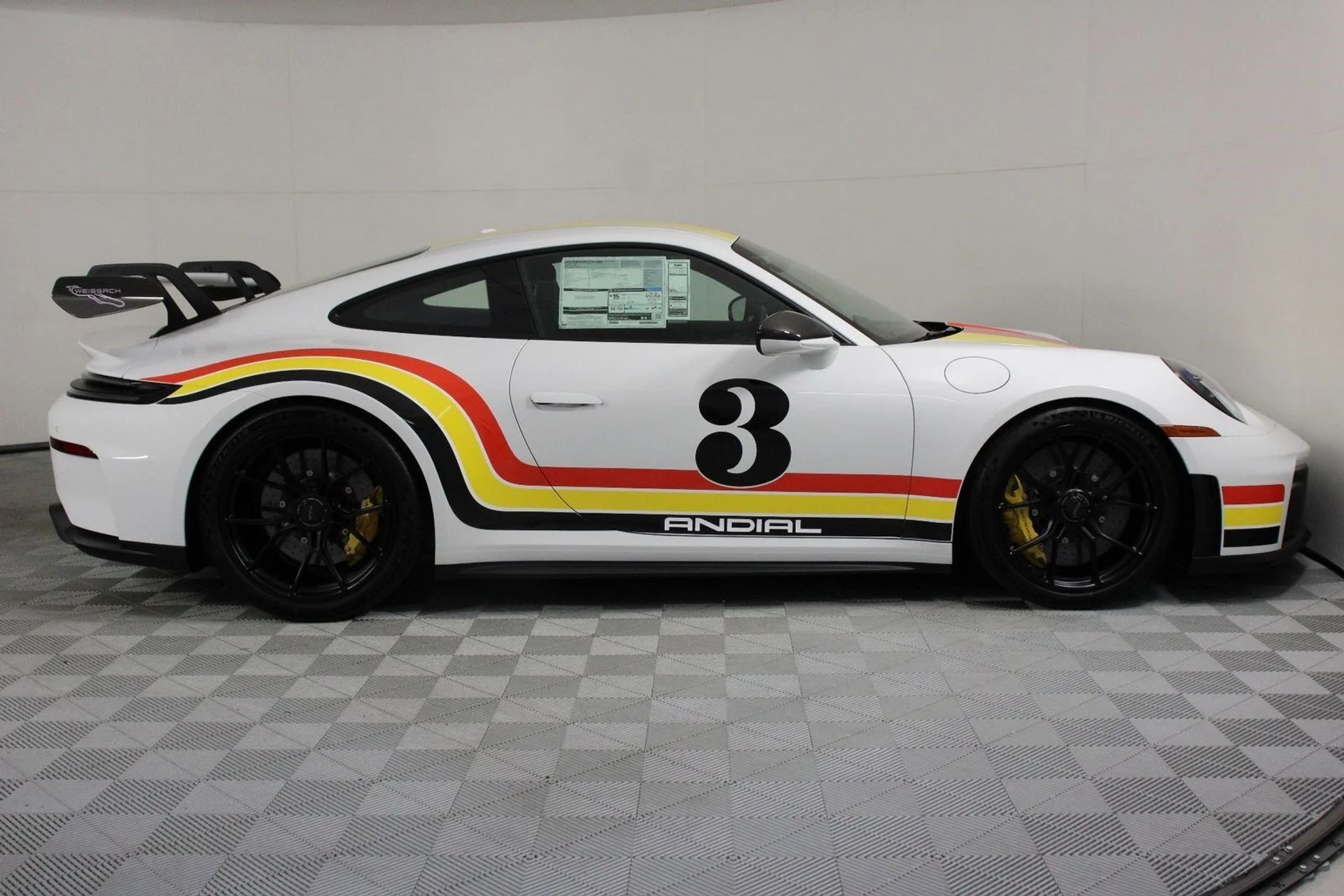 mph007_881423938_be24083f0a4f8f4dfeeaed266555fa4a_a1bd942106