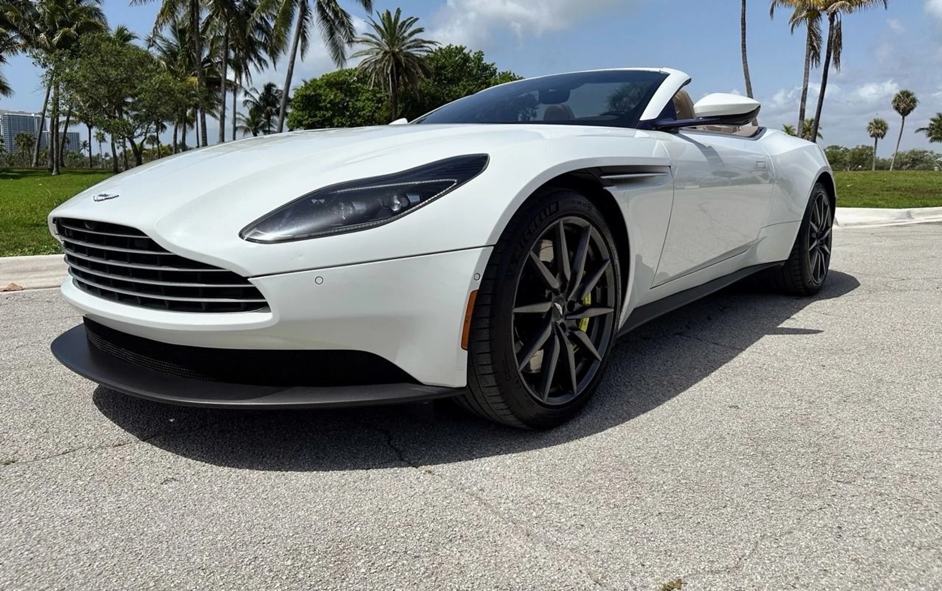 mph007_885400524_Used_2019_Aston_Martin_DB_11_Volante_1768416499_a955f75cff