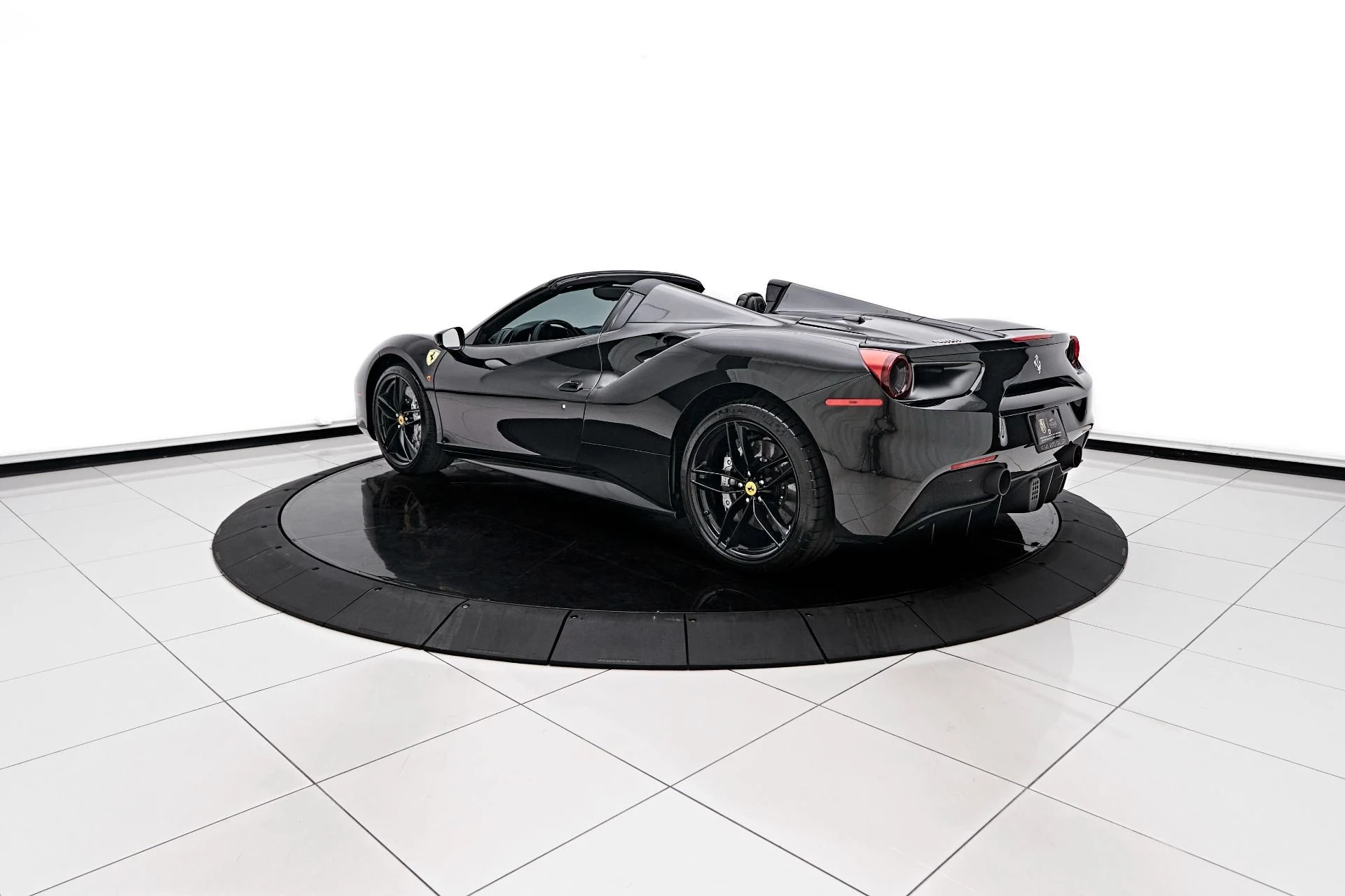 mph007_888204680_Used_2018_Ferrari_488_Spider_Base_1717624092_67031f2926