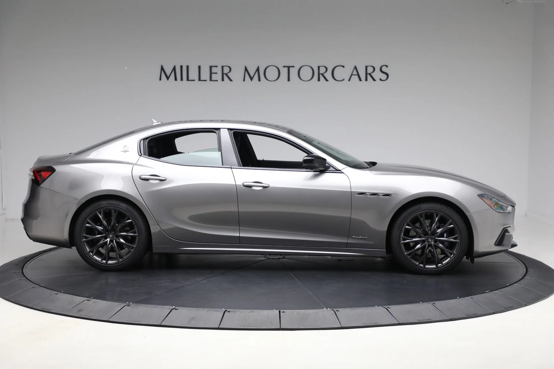 mph007_898328824_Used_2021_Maserati_Ghibli_S_Q4_Gran_Sport_2e662ad2dd