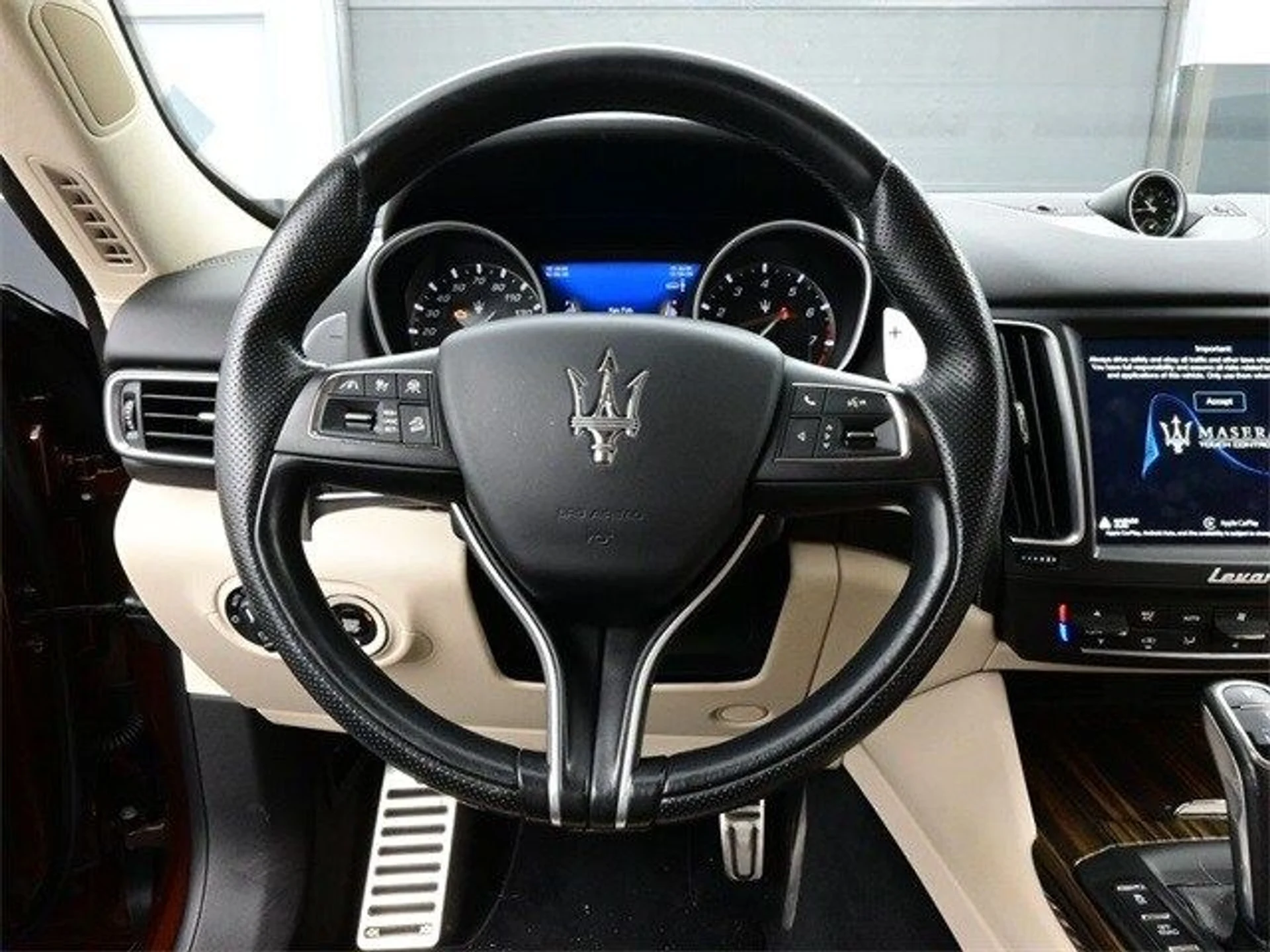 mph007_90733026_2ec15dfbf62a848cf9d45b7eb57e7782x_7aceb1e82f