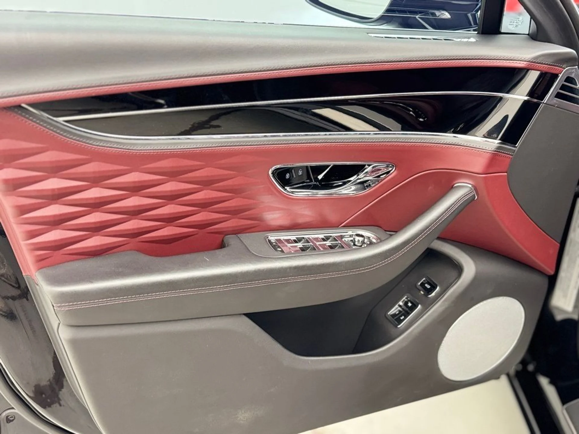 mph007_908267756_i98f266wcehozthy217h8c0yzapr_1e55b3abb9