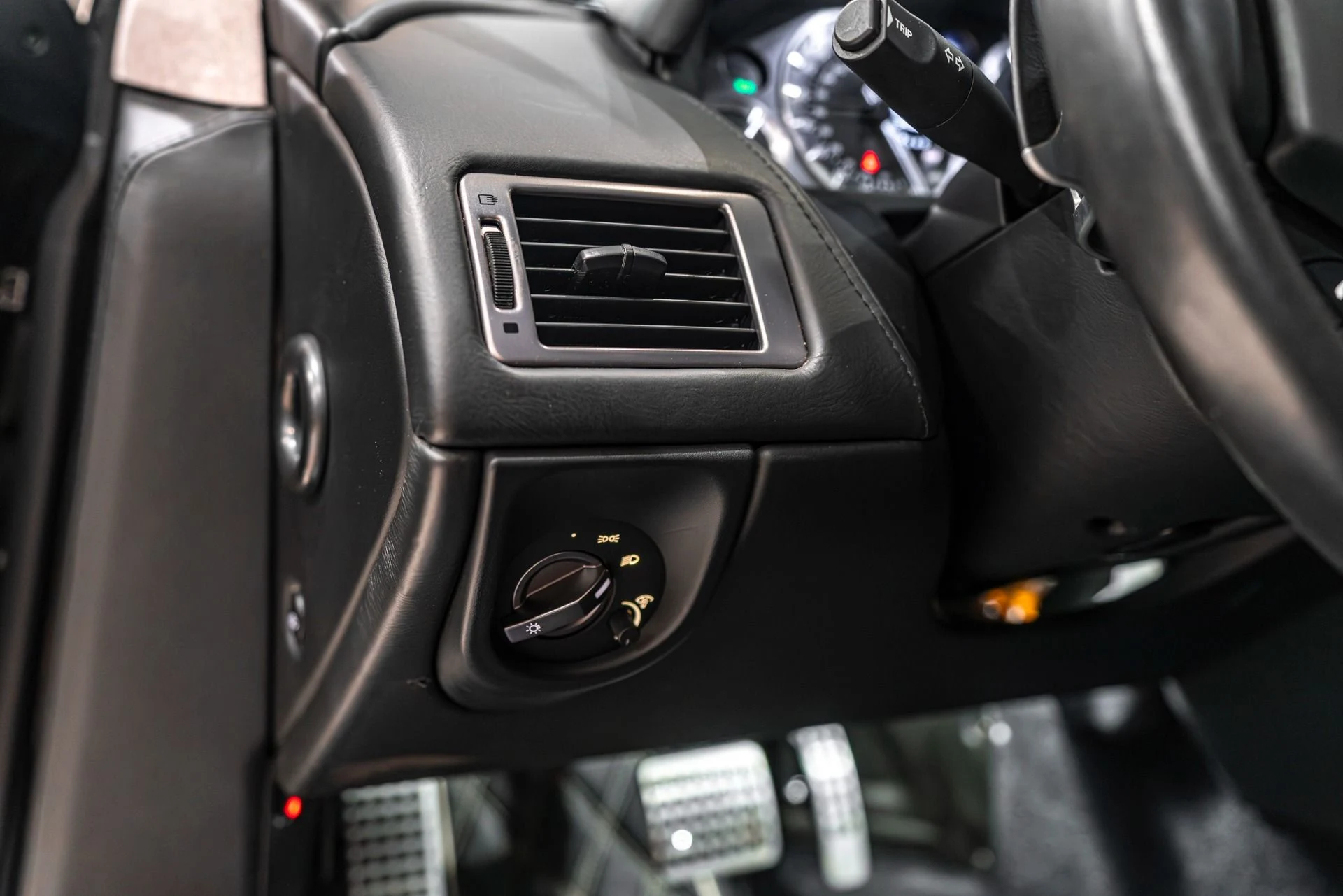 mph007_914611982_13205_p8_l_2a1408ec19