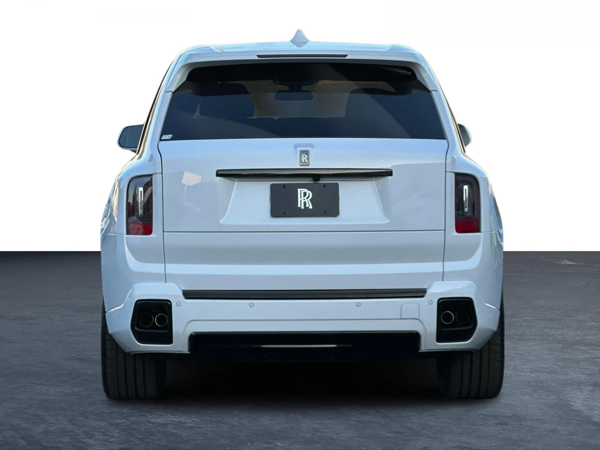 mph007_917984506_New_2026_Rolls_Royce_Black_Badge_Cullinan_1765013305_54b2b51fd5