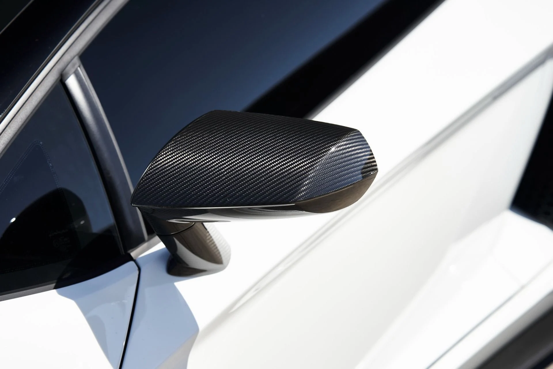 mph007_921609744_Used_2021_Lamborghini_Aventador_SVJ_Base_1722739699_36d0b850ed