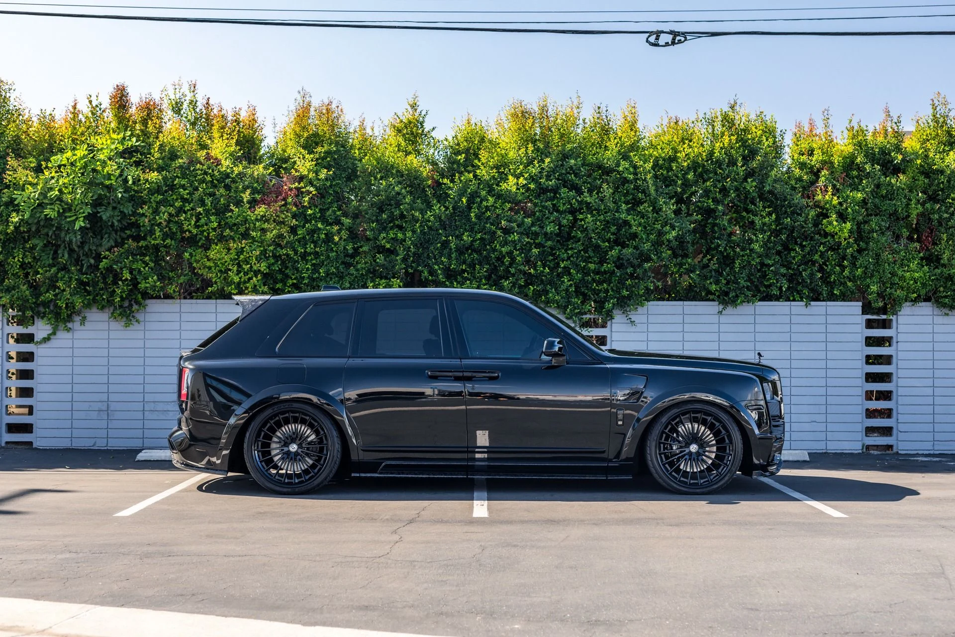 mph007_927318457_Used_2021_Rolls_Royce_Cullinan_1698712218_4e90261a92