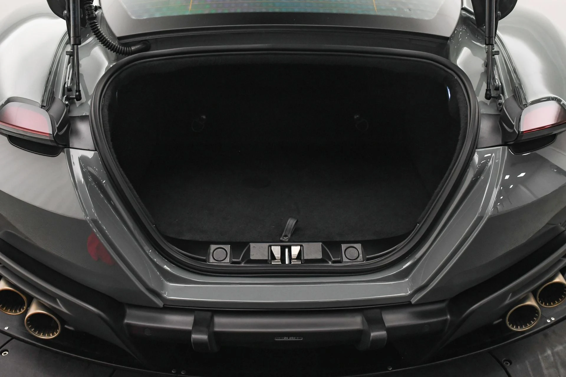 mph007_927648729_e4d8599ec8134704b6b2e9fb053a3b62_6b34b2444c