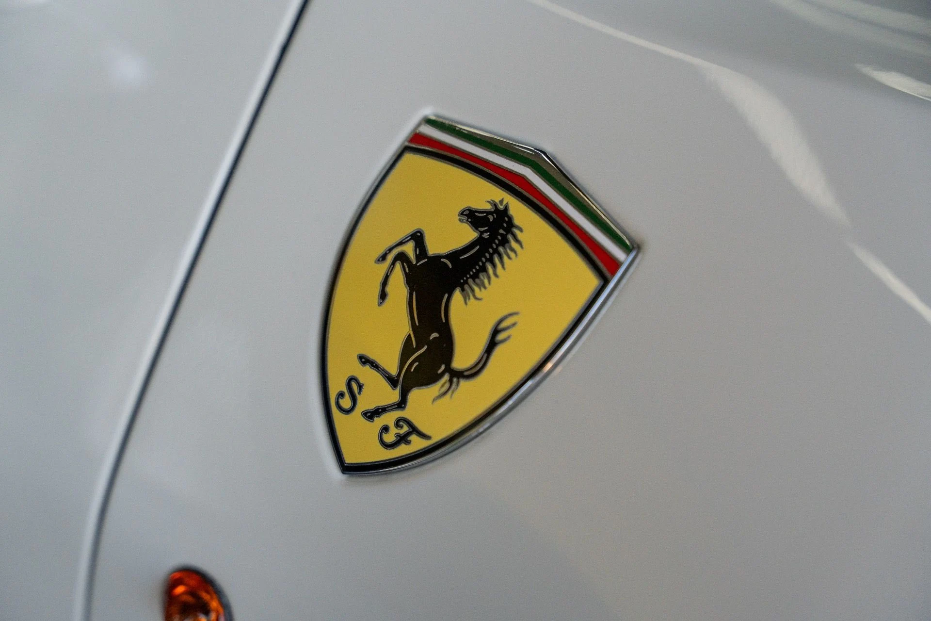 mph007_94041389_Used_2016_Ferrari_488_GTB_1792438951_6be0be188f