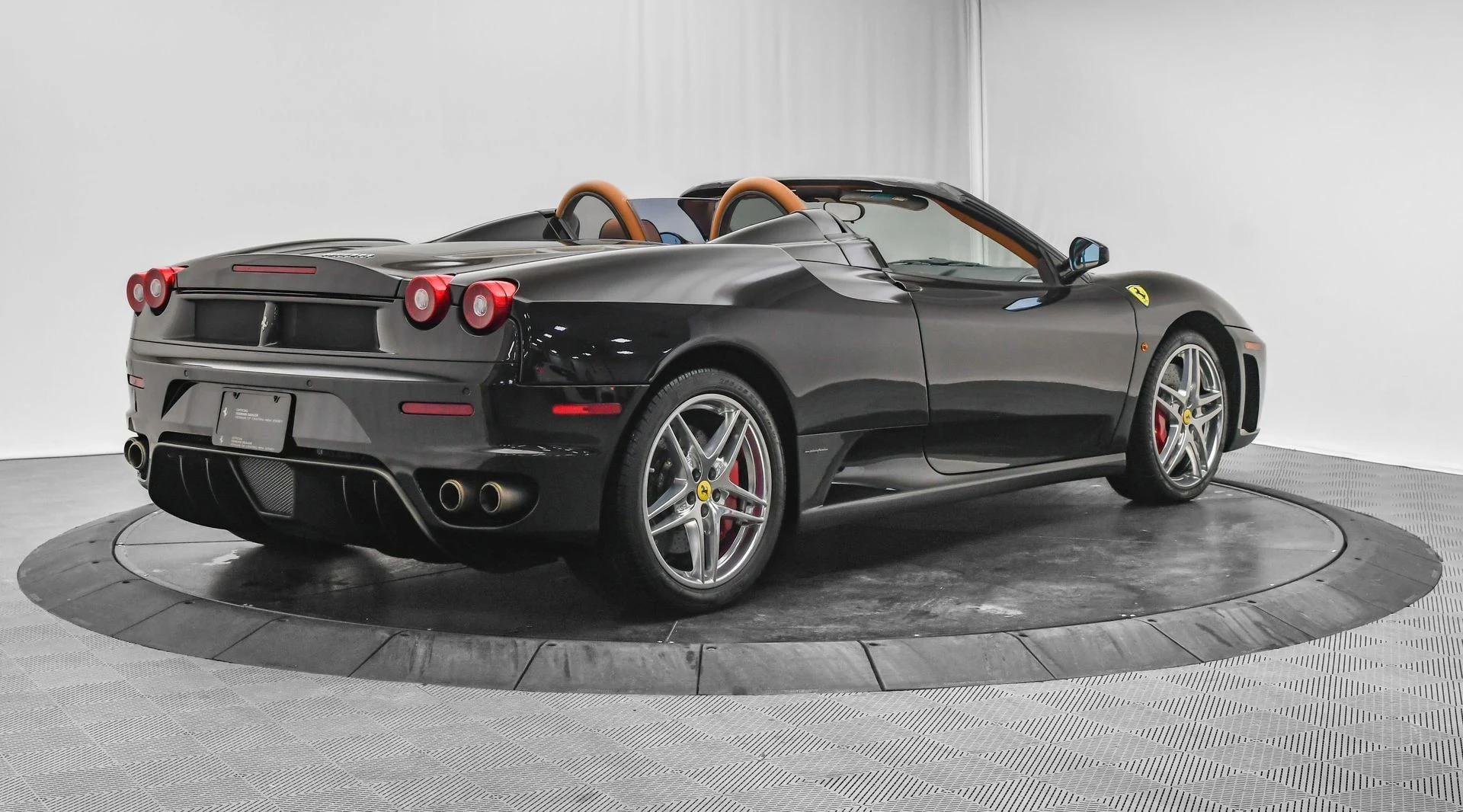 mph007_942267328_4834c49b0e7a4ffabefc0cd10d832e9a_3db210efdd