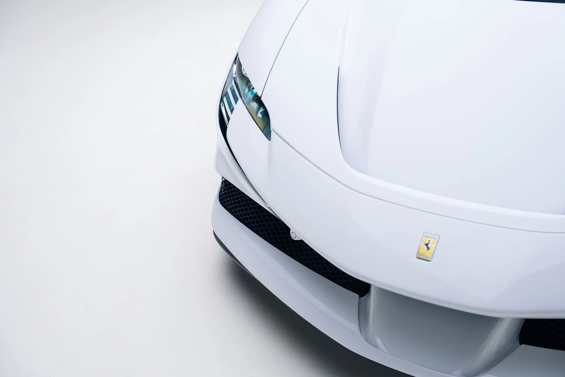 mph007_945602792_Used_2024_Ferrari_SF_90_Spider_1764978674_fd03a48e9f