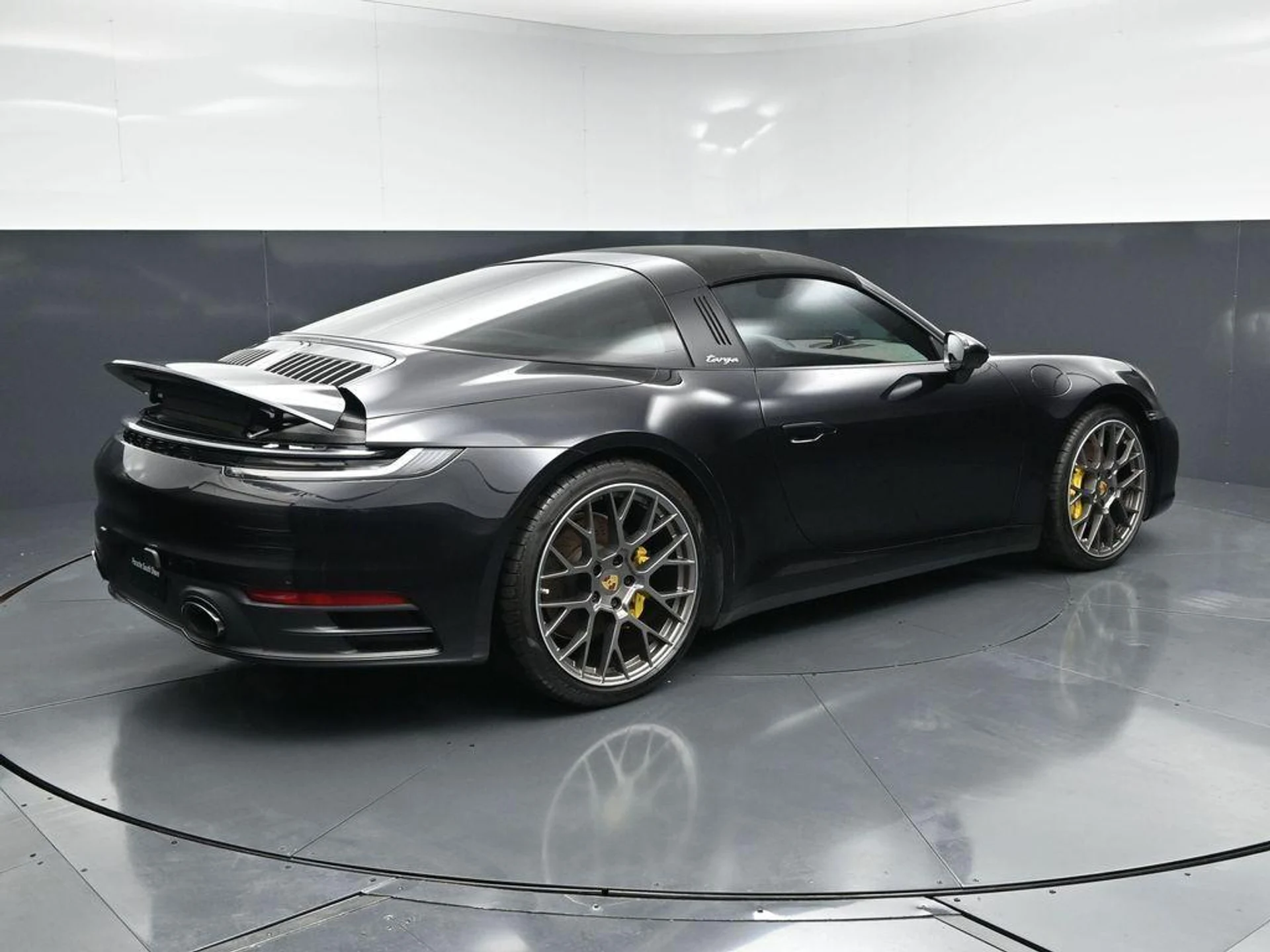 mph007_948262475_23j8zxm0_F_Uw_EX_Md_V51_BU_1h_PM_Tj_E_d3dfeab8ee