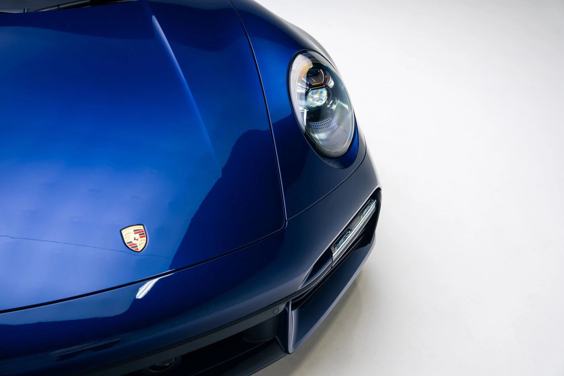 mph007_953244593_Used_2022_Porsche_911_Turbo_S_1766184779_b452303df5