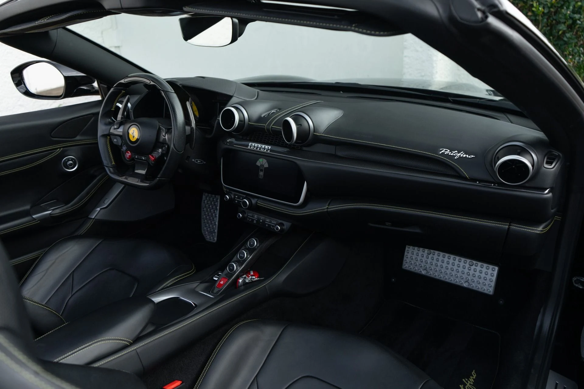 mph007_961361201_Used_2020_Ferrari_Portofino_1775601890_b5a9dd43ca